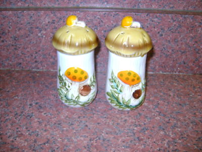 Vintage Salt Pepper Shaker Kitchen Decor 1978 Sears Roebuck