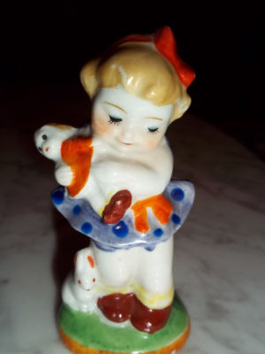 VTG Occupied Japan Porcelain Girl with Doll & Bunny Figurine 4