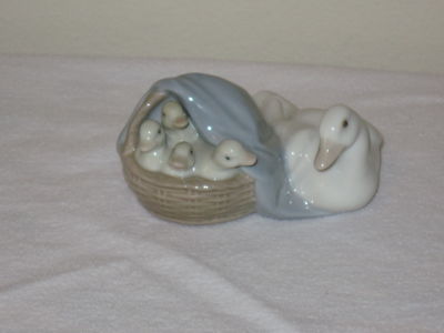 lladro mother duck and ducklings
