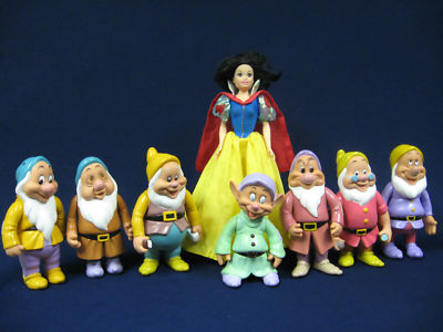 7 dwarfs dolls