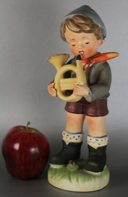 hummel boy with horn