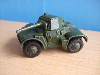 dinky 670