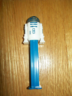 r2d2 pez