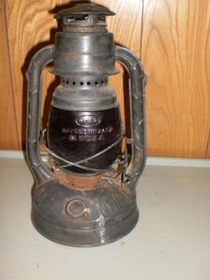 dietz railroad lantern dietz railroad lantern