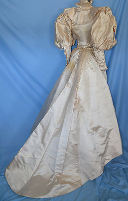 1800 S Antique 1890 S Victorian Satin Lace Wedding Dress Gown Leg