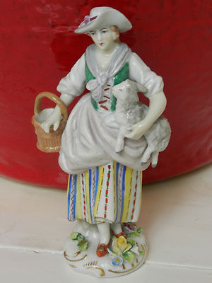 VINTAGE NAPLES-CAPODIMONTE/PORCELAINE ITALIENNE/FIGURE D'UNE BERGERE ...