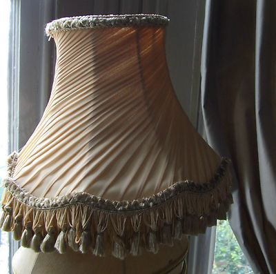 Old Fashioned Antique Lamp Shades, Old Fashioned Lamp Shades With Tassels