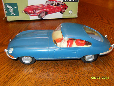 e type jaguar toy car