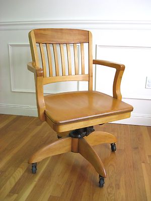 Vintage Maple Oak Wood Gunlocke Swivel Office Desk Chair With Arms