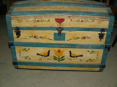 Antique Steamer Trunk Hand Painted By Pennsylvania Dutch 32 X 19