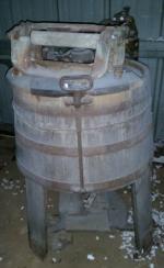 Advertising -- Antique Price Guide