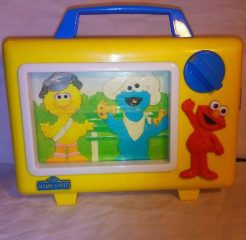 Vintage Illco Sesame Street Elmo and Wind Up Musical Television Tv Toy