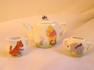 classic pooh tea set