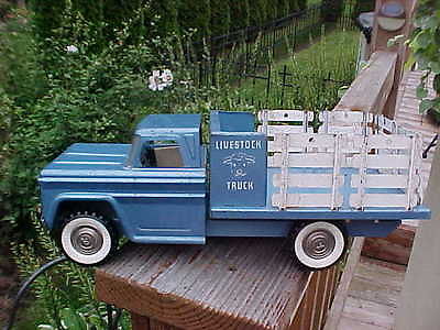 structo livestock truck