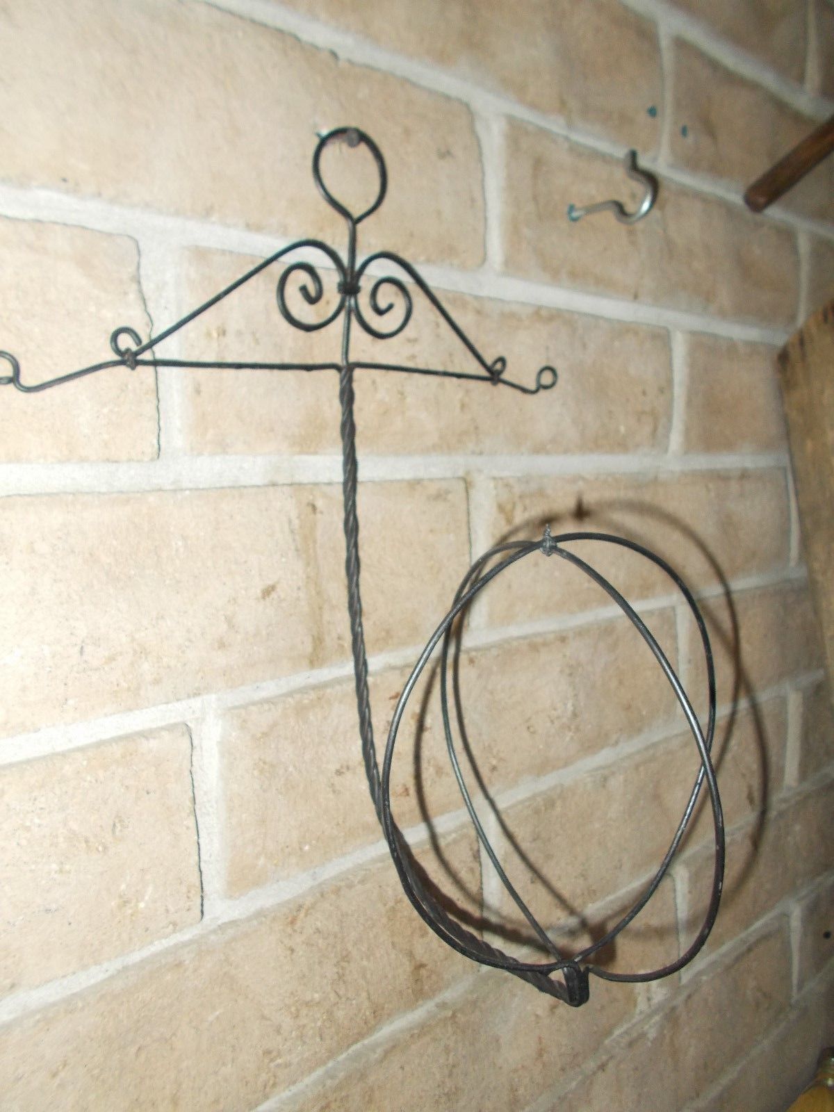 Primitive Style Metal Wire Wall Hat RackShabby Chic Victorianvintage