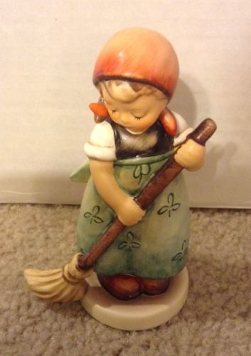 hummel figurine little sweeper