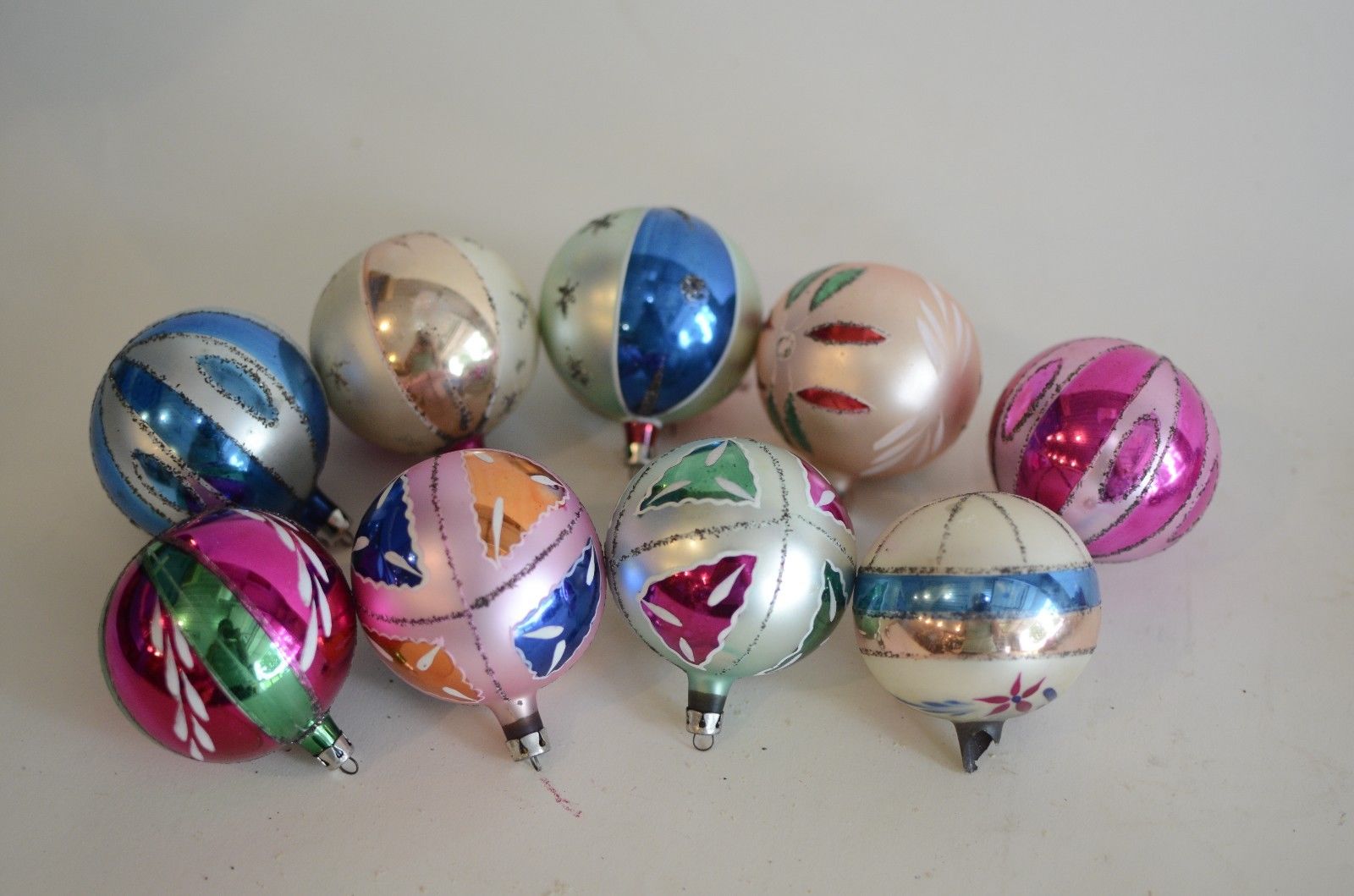Vintage Gl Christmas Ornaments Holiday Decorations Round Shiny Vintage Gl Christmas Ornaments Holiday Decorations Round Shiny Brite