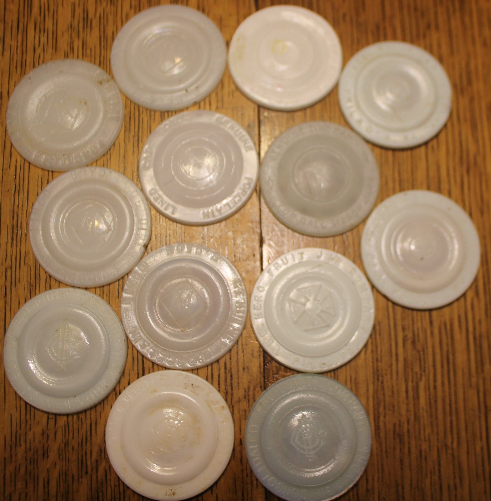 GROUP OF 13 ANTIQUE MILKGLASS FRUIT JAR LIDS HERO BOYDS MASON
