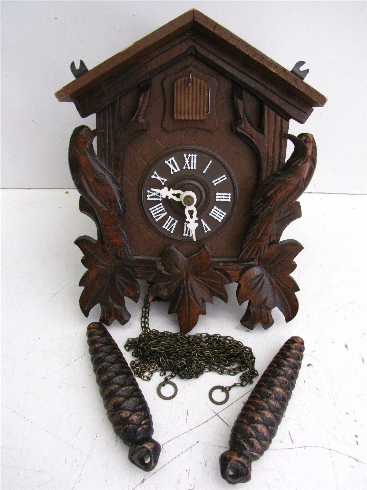 Vintage West Germany Regula Cuckoo Clock Model 859 Synt. Oil West