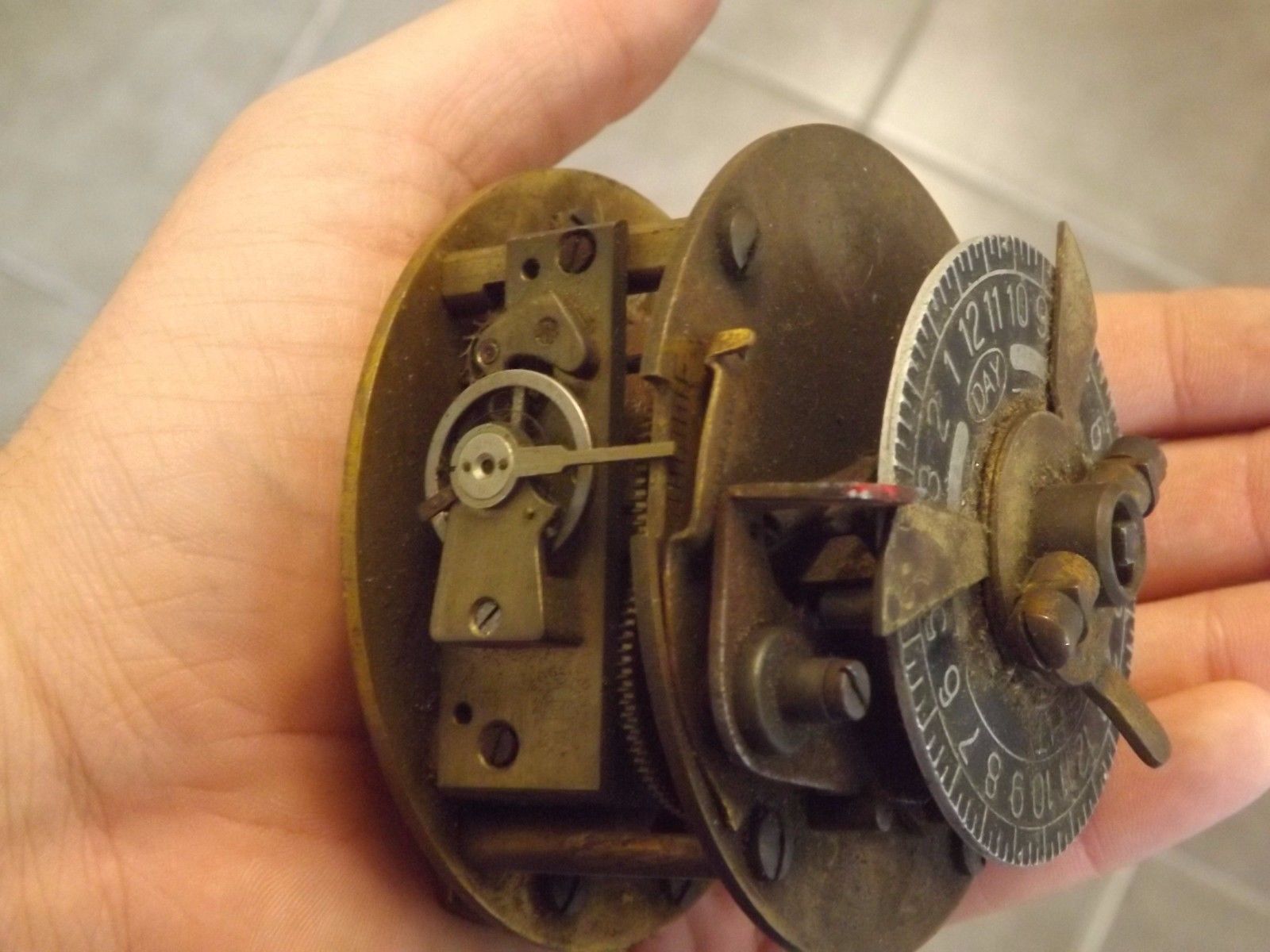 GOOD ANTIQUE ABEC MANTEL CLOCK MOVEMENT Antique Price Guide Details Page