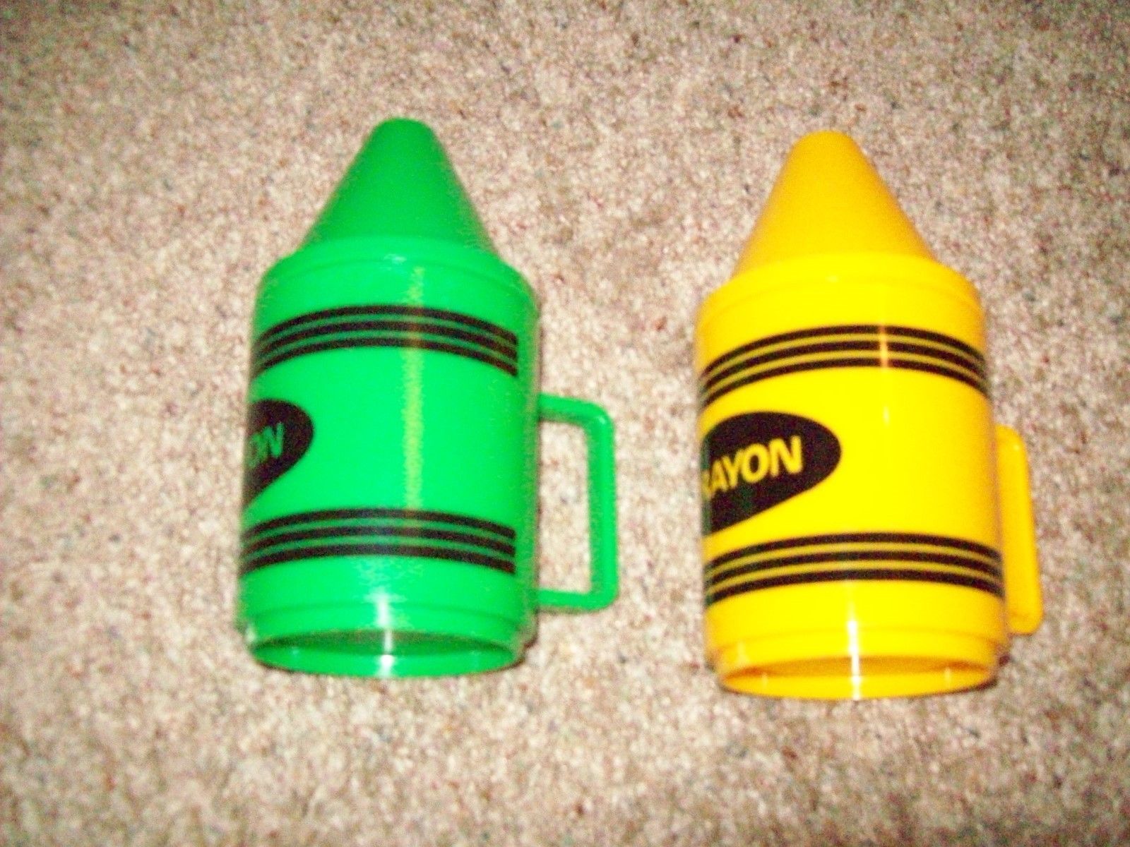Lot 2 Crayon Plastic Drink Mugs Cups 6" Tall Removable Lids Holes for