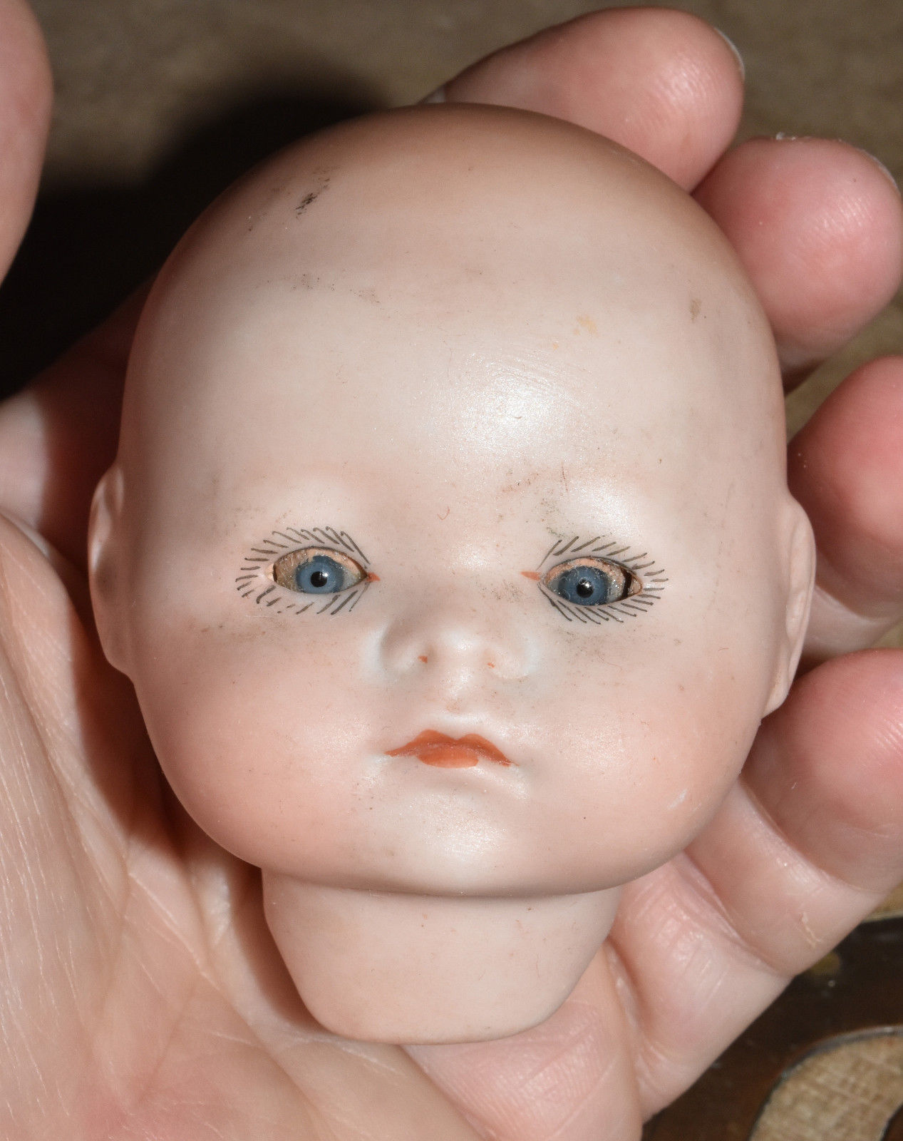 baby dolls with closing eyes