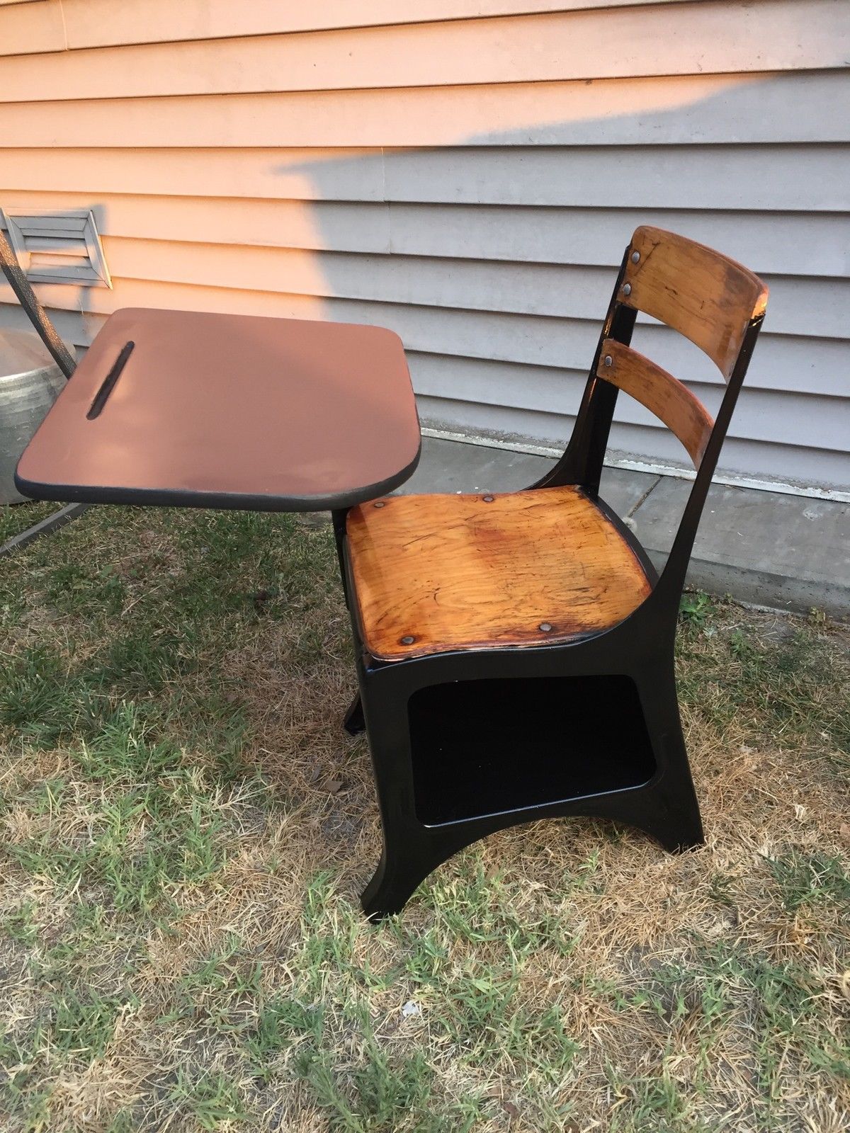 26" adjustible vintntage student school Desk w/Cubby 1950s Mid