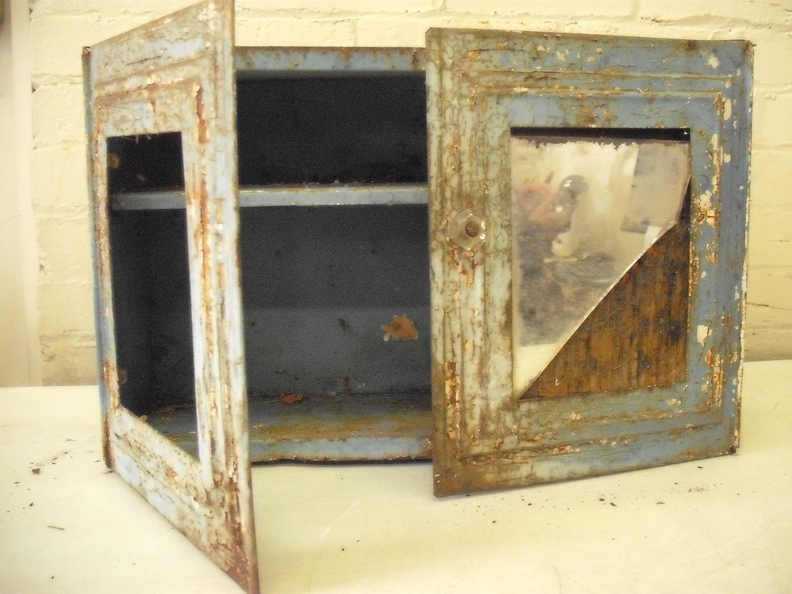 Antique "Rusty Gold" Shabby Chic Medicine for Repurposing Antique Price Guide Details