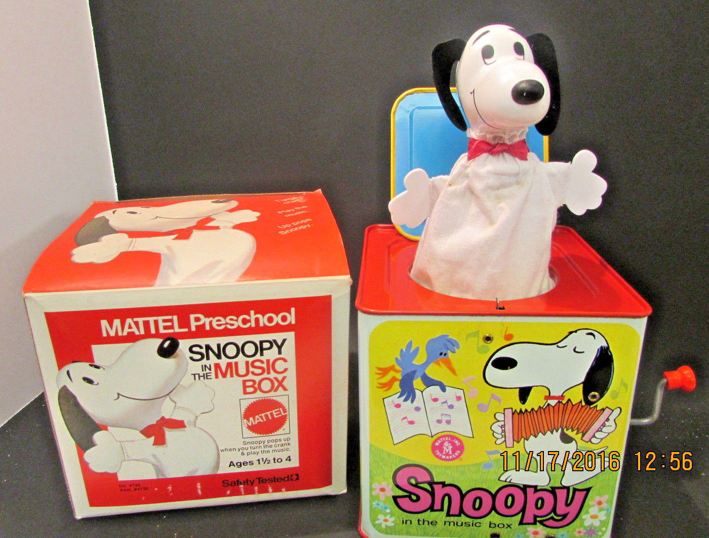 mattel snoopy in the music box