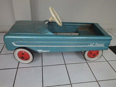 jet sweep pedal car
