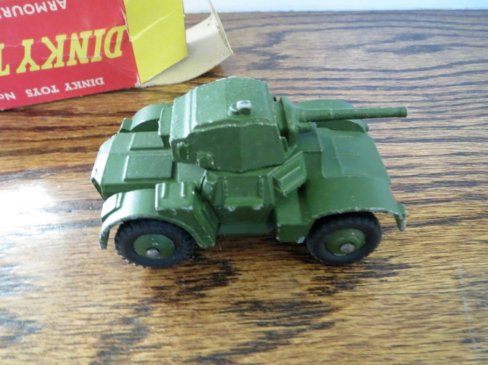 dinky 670