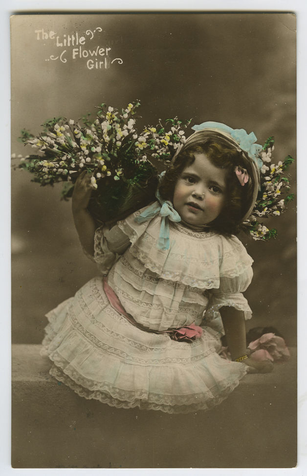 c 1916 Child Children MOTHER DAUGHTER Young Little Girl photo postcard ...