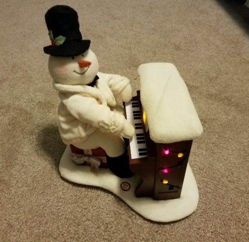 hallmark snowman piano player