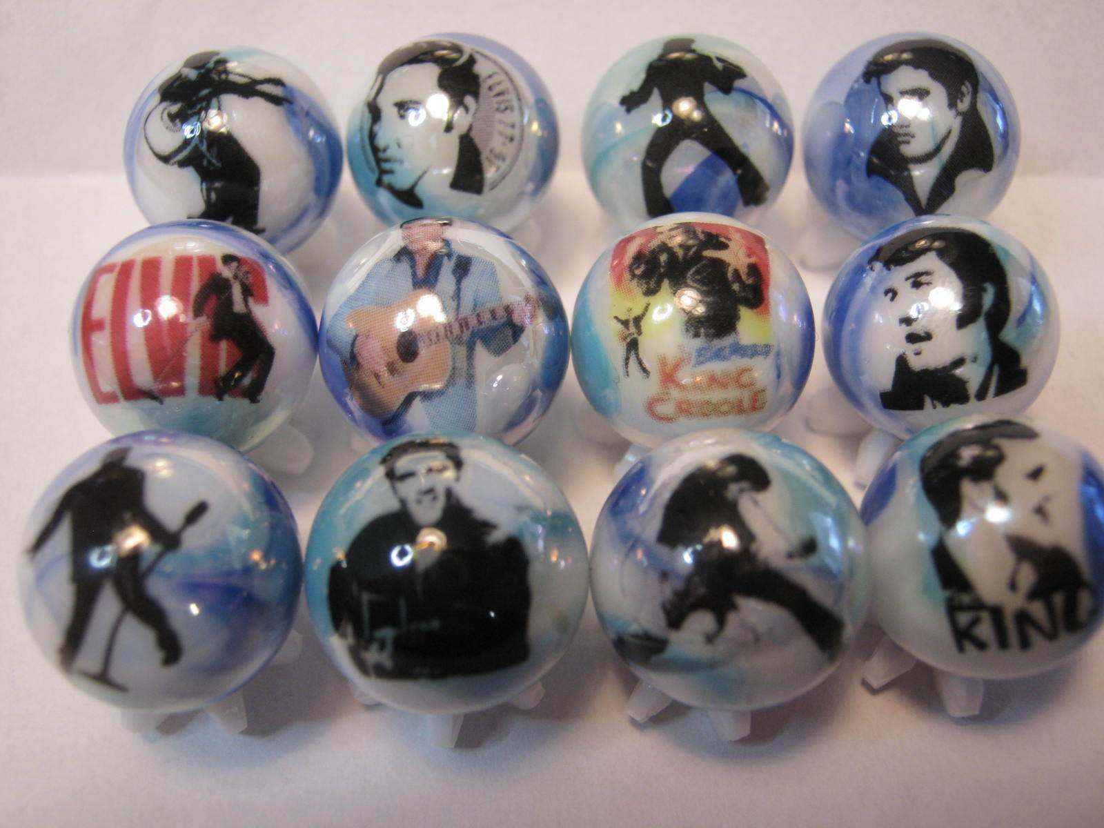 ELVIS PRESLEY GLASS MARBLES 5/8 SIZE collection lot + STANDS Antique