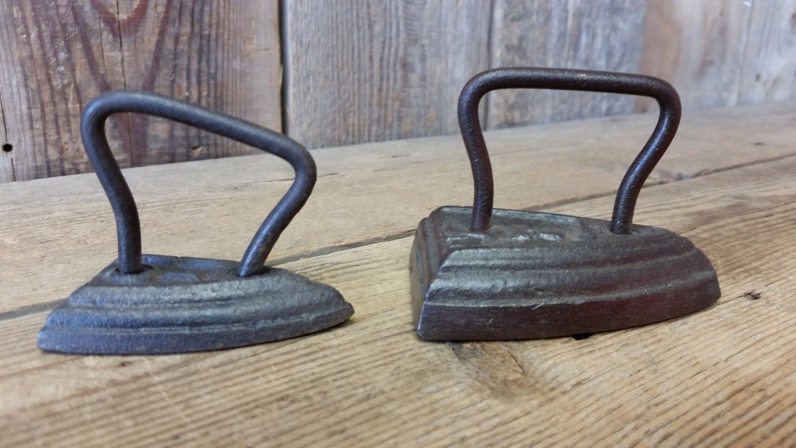 2 Antique Cast Iron Saleman''s Sample or Child''s Sad Irons Vintage