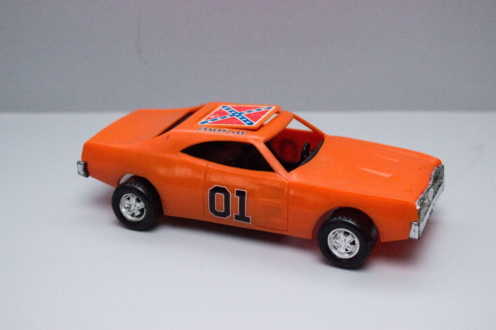 general lee collectible cars