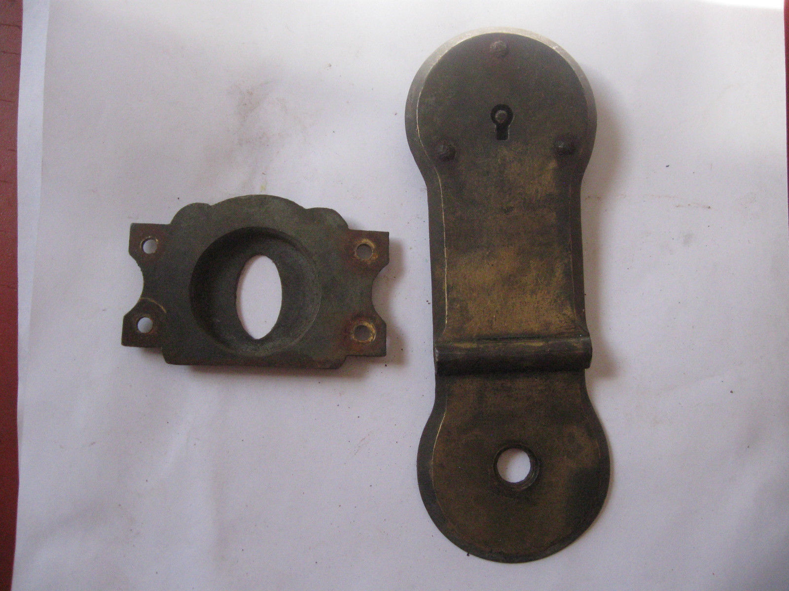 ANTIQUE STEAMER TRUNK TRIM PARTS LOCKS Antique Price Guide Details Page