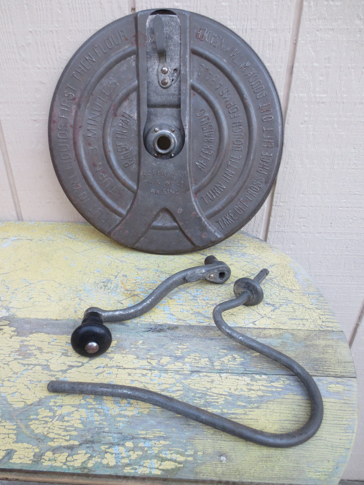 Antique Bread maker UNIVERSAL 4 DOUGH Maker LID HANDLE KNEADER NO