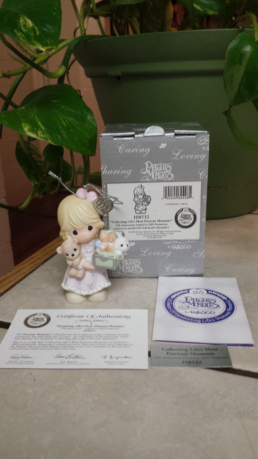 PRECIOUS MOMENTS ORNAMENT "COLLECTING LIFE