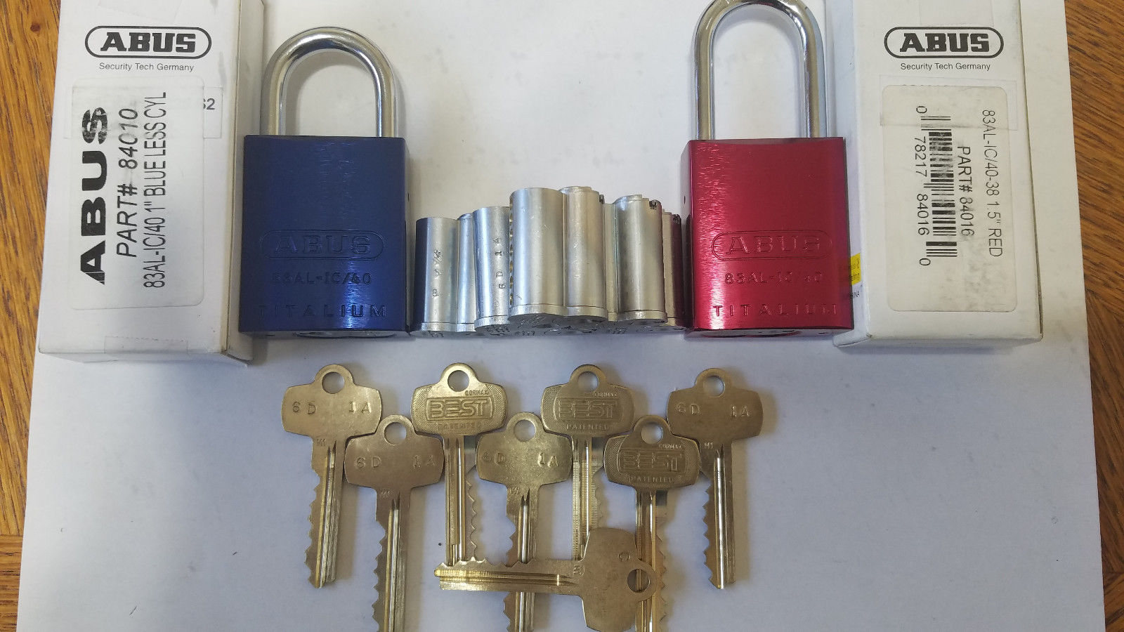 Lot of 8 BEST CORMAX M1 Keyway SFIC Cores w/ Keys and 2 ABUS 83ALIC/40