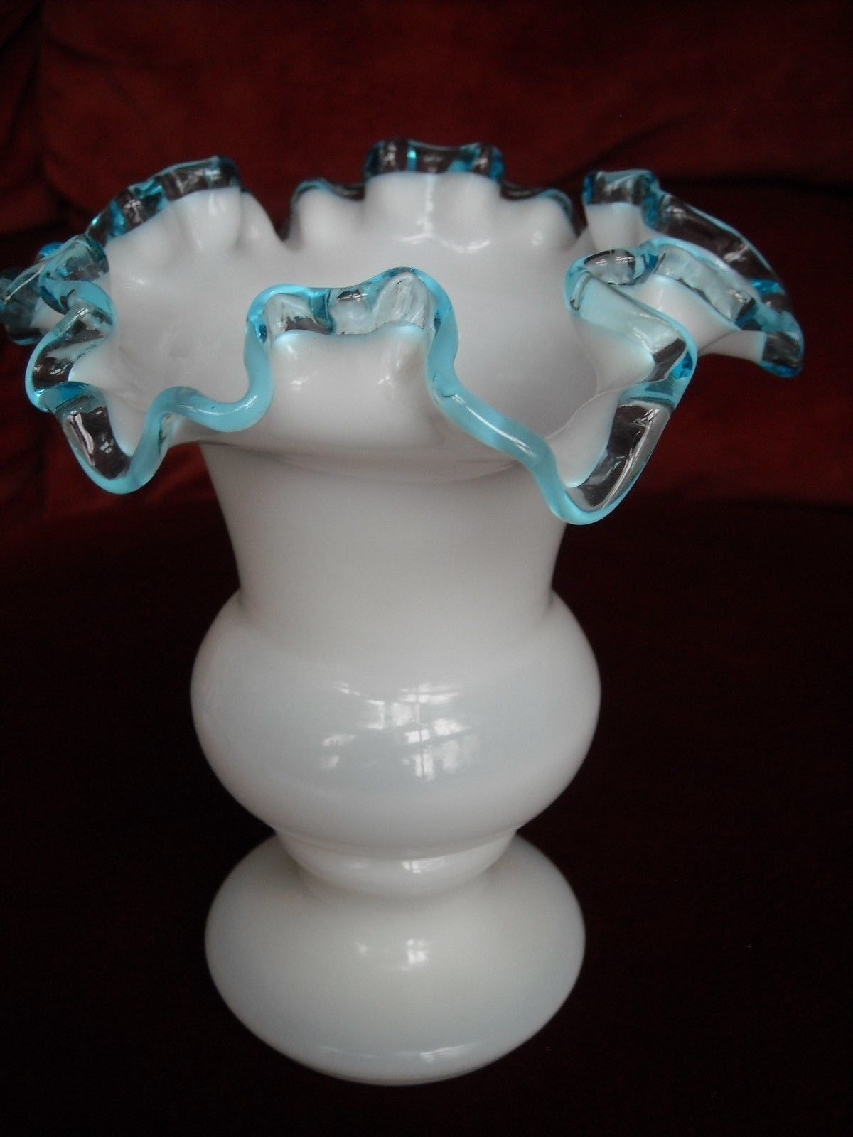 VINTAGE FENTON ?? WHITE MILK GLASS RUFFLED VASE, BLUE TRIM Antique