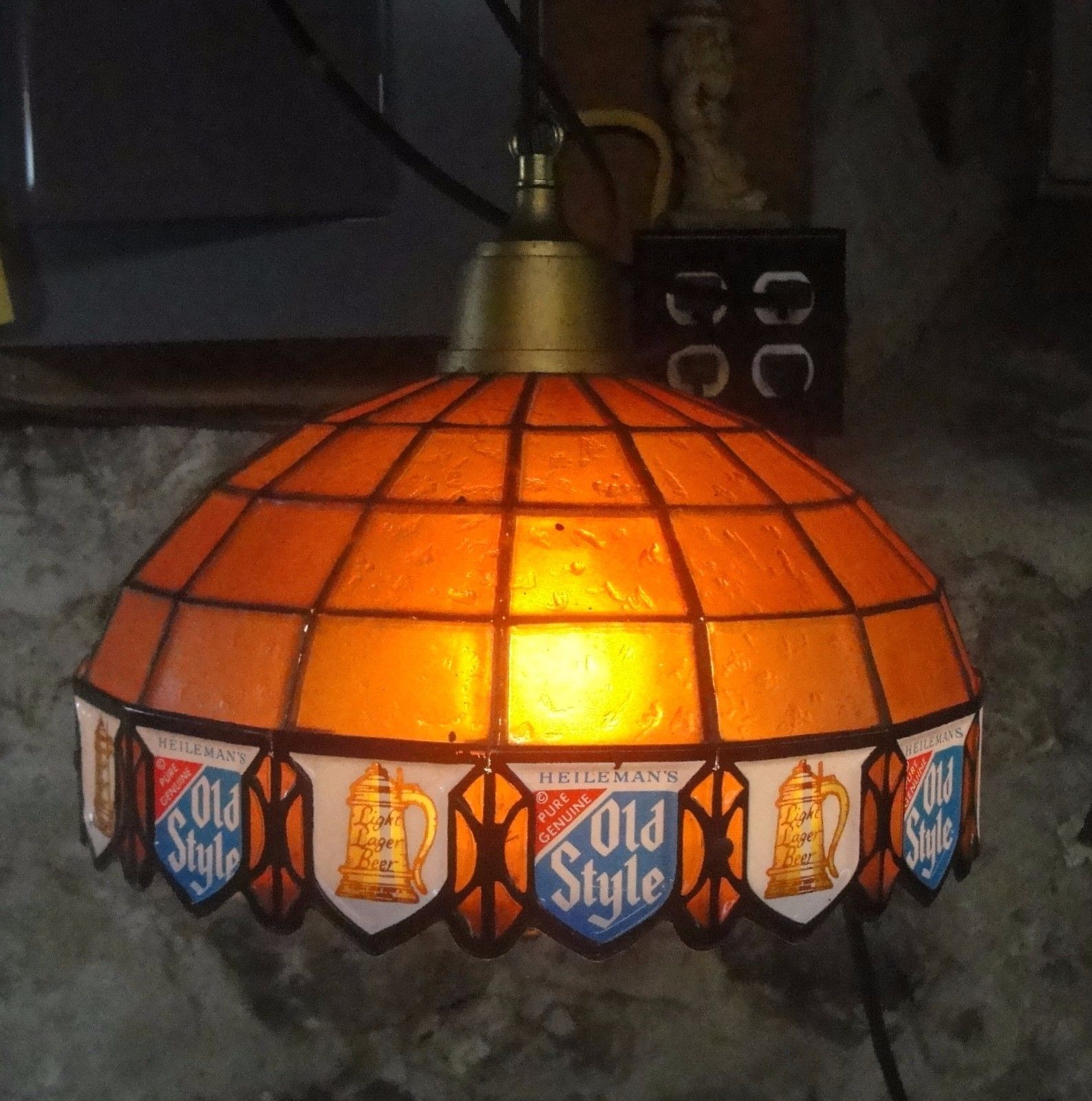 Vintage 10 In Old Style Beer Hanging Stain Glass Swag Lamp Vintage 10 In Old Style Beer Hanging Stain Glass Swag Lamp