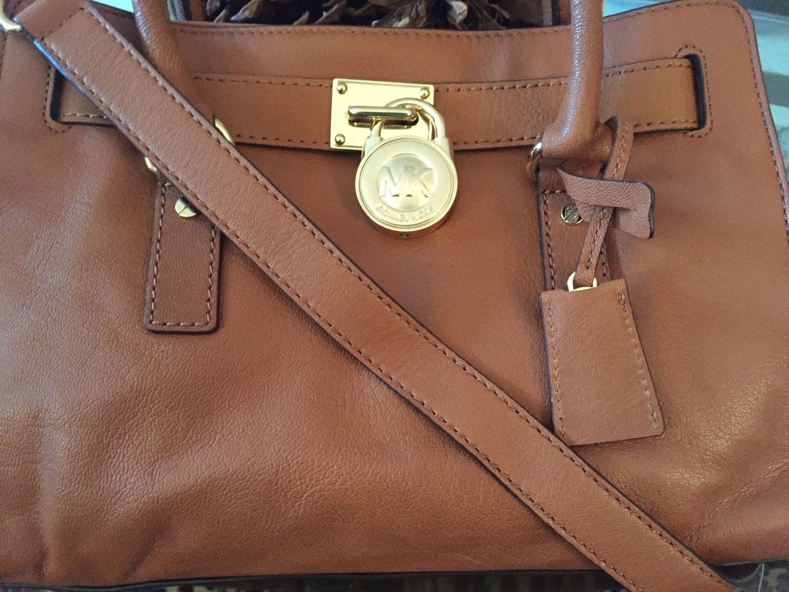 Michael Kors E/W HAMILTON Satchel in Luggage Tan Leather Goldtone