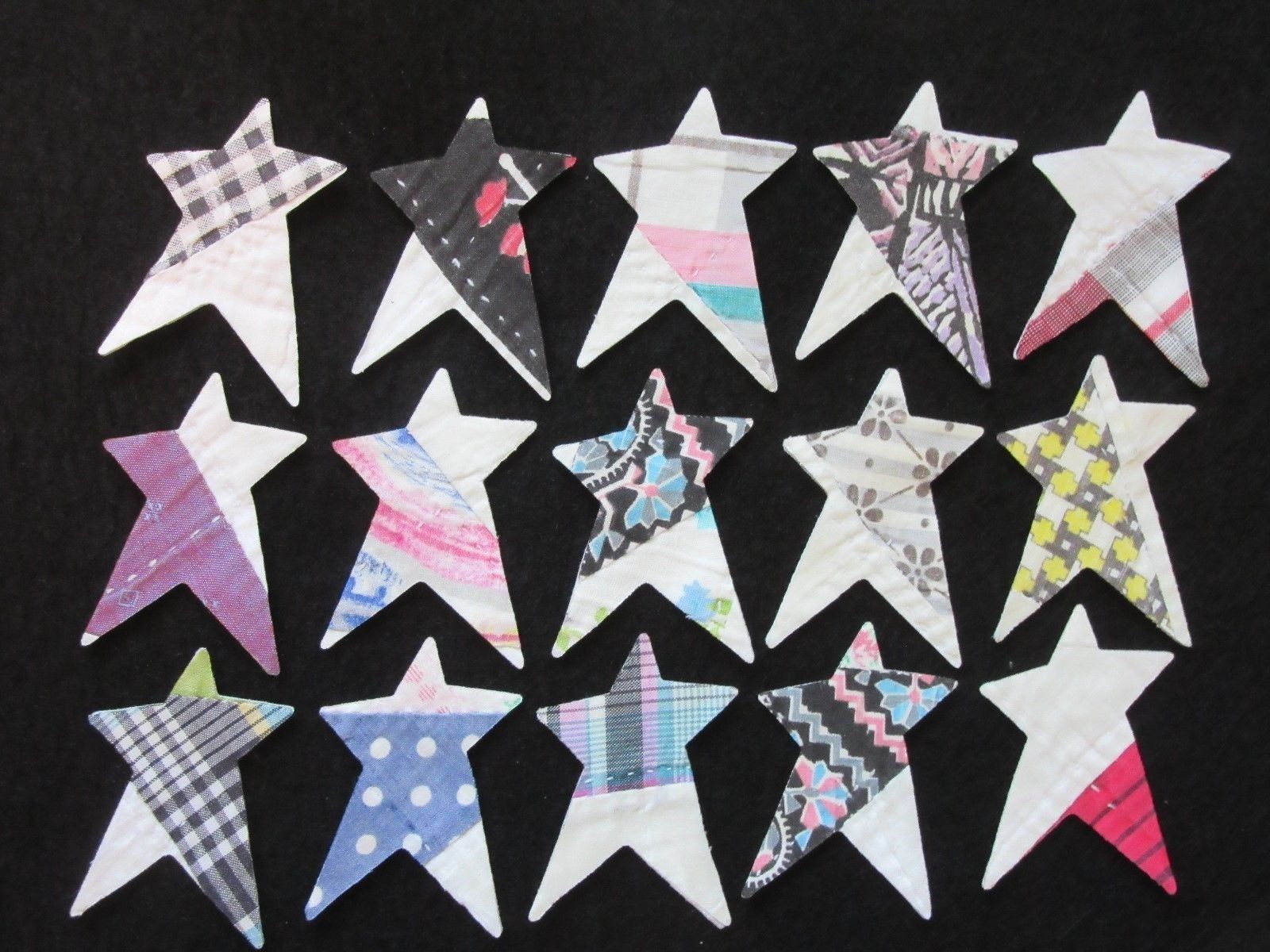 15 SMALL VTG CUTTER QUILT PRIMITIVE STYLE STARS CARD MAKING