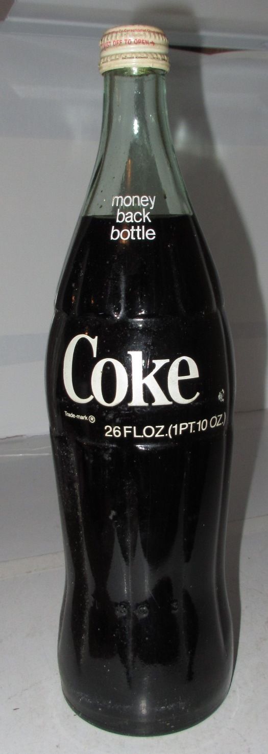 Rare Coca Cola Collectable 26 fl oz Clear Glass Return Bottle Cleveland