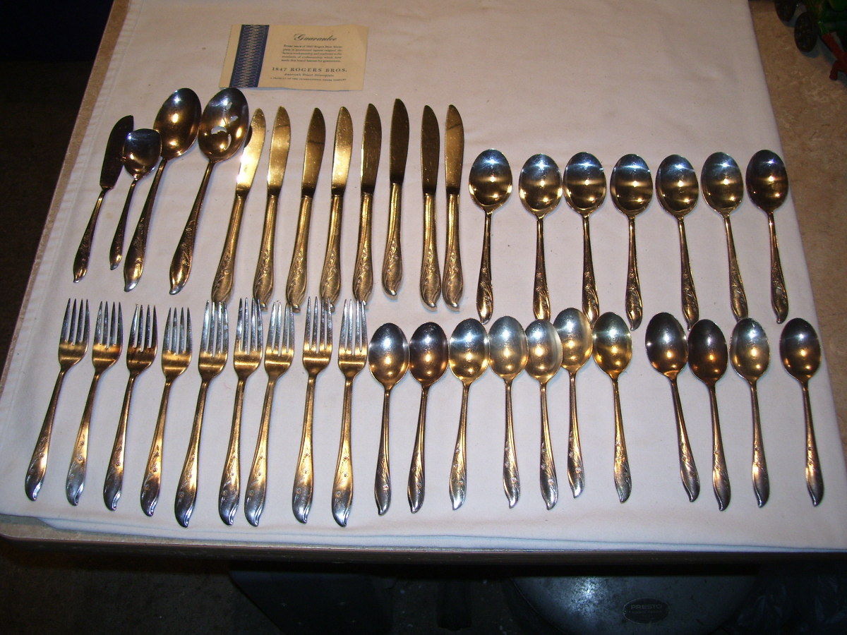 Set of 1847 Rogers Bros Springtime Silver plate Flatware Silverware 39
