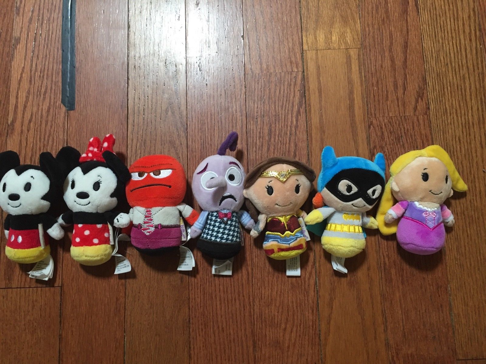 hallmark inside out itty bittys
