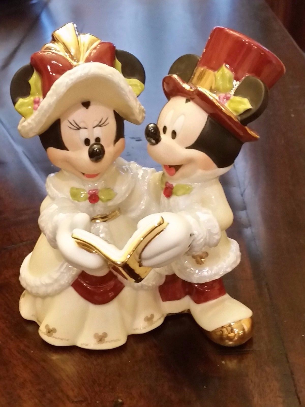 mickey and minnie mouse christmas figurines
