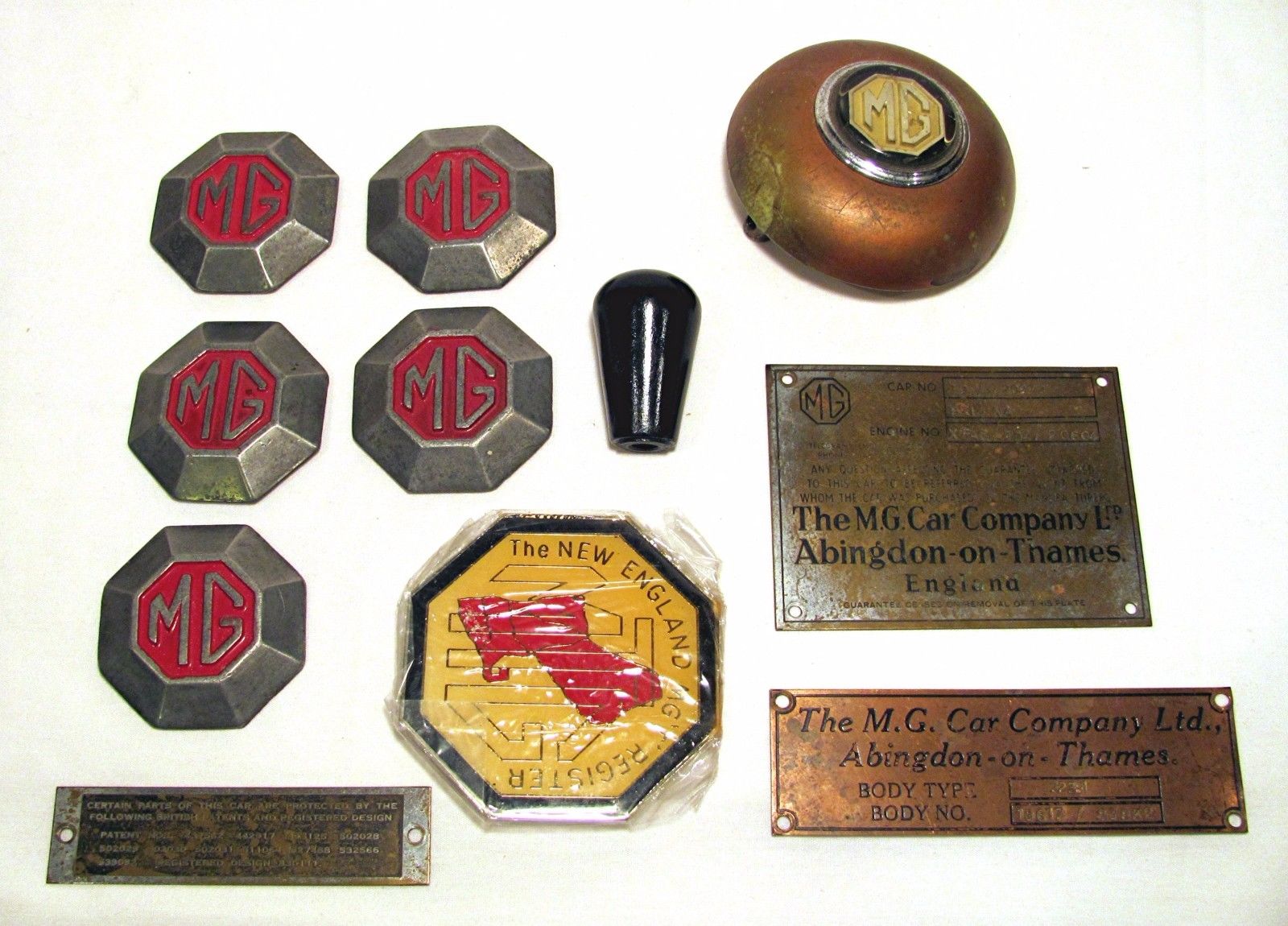 Vintage MG Auto Car Parts Antique Price Guide Details Page