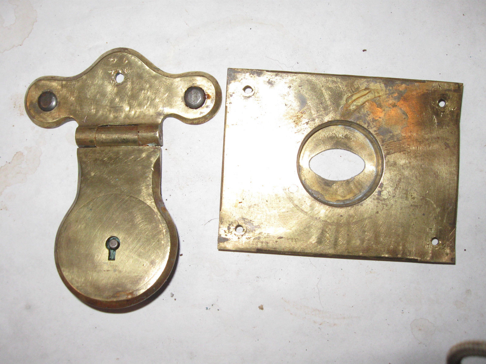 ANTIQUE VTG STEAMER TRUNK TRIM LOCK Antique Price Guide Details Page